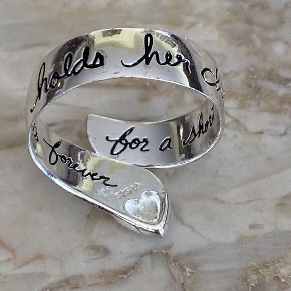 925 Sterling Silver Mother & Child Inspirational Quote Ring - Picture 2 of 6